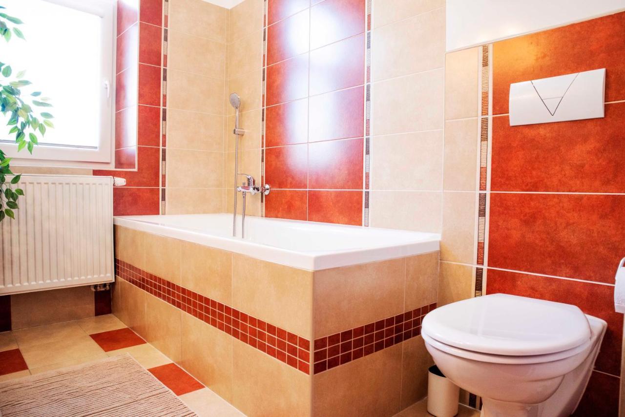 Apartman U Horynu - Sadova Ческа-Тршебова Экстерьер фото